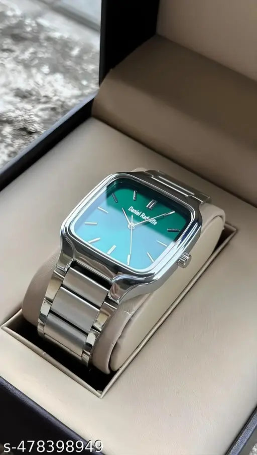 premium Elegant Design Analog Wrist Watch For Boys/Men